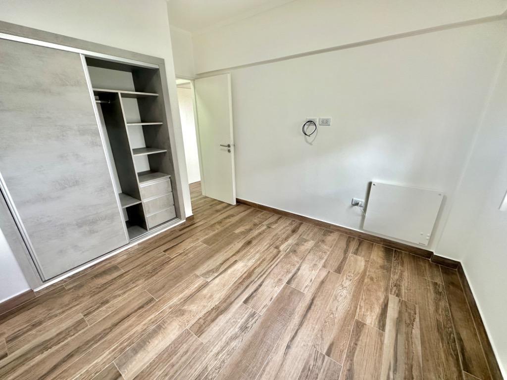 3 Ambientes a Estrenar con Cochera en Venta en Barrio San Carlos 4
