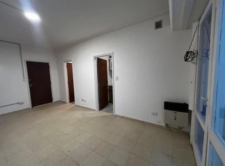 ALQUILER DPTO.DOS AMB INTERNO CON PATIO 4