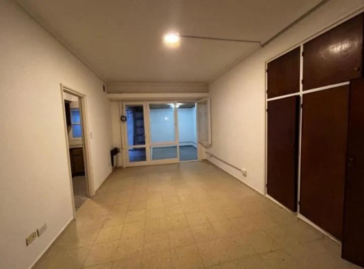 ALQUILER DPTO.DOS AMB INTERNO CON PATIO 2