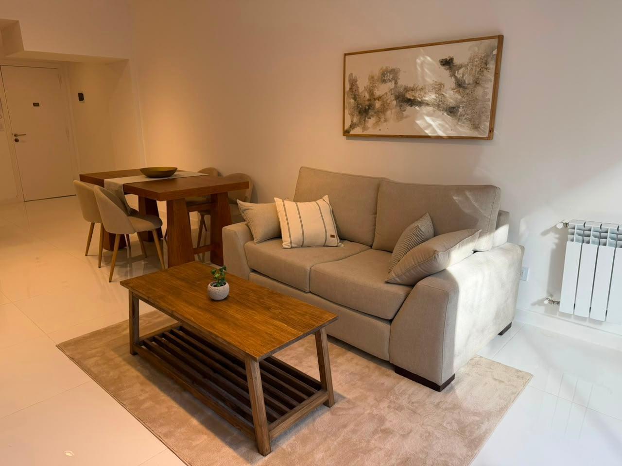 3 AMBIENTES con BALCÓN - A estrenar