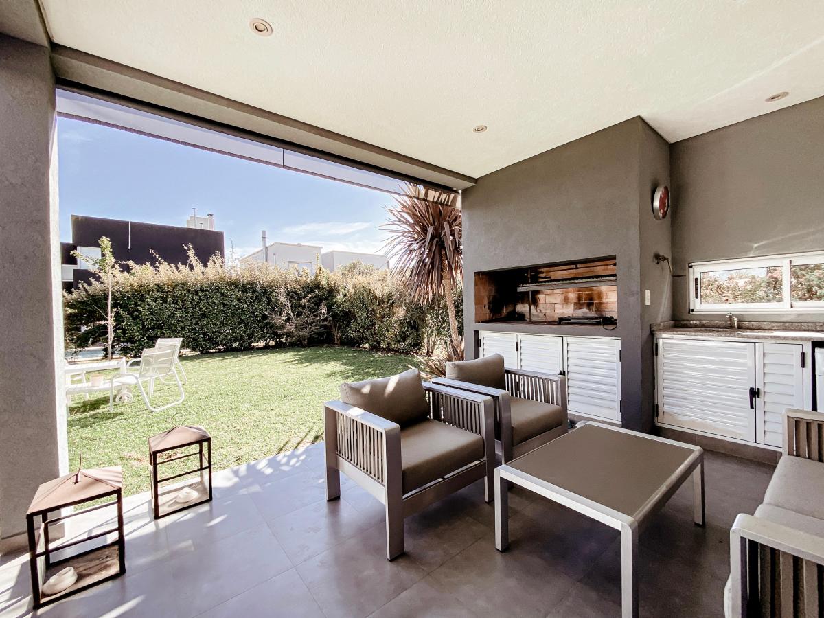 Foto de Casa en venta en barrio cerrado Altos de Hudson 2, imagen 5