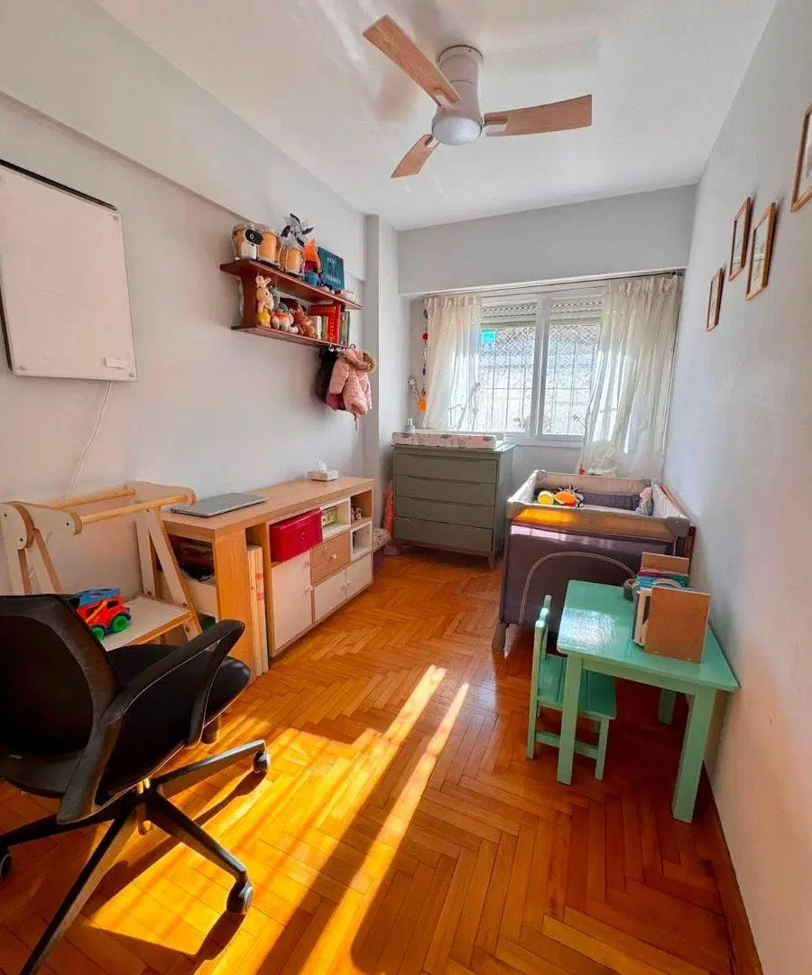 EXCELENTE TRES AMBIENTES UBICADO EN EL BARRIO DE VILLA GENERAL MITRE 4