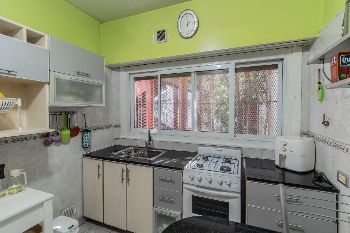Foto de duplex tipo ph 3 ambientes con Patio y parrilla - villa del parque, imagen 4