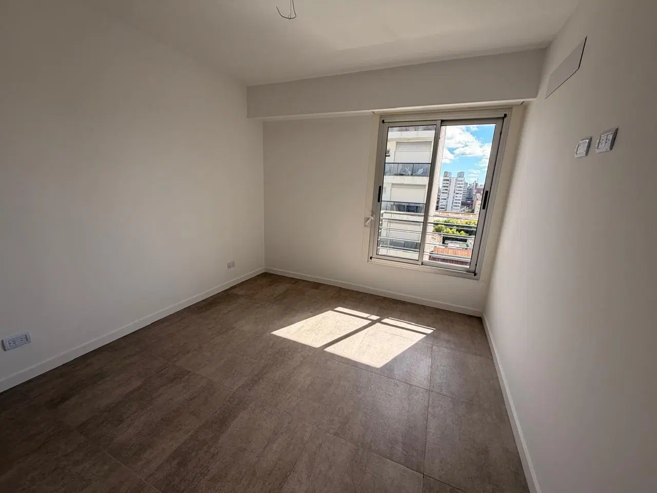 Departamento un dormitorio a estrenar con Amenites en Lourdes 5