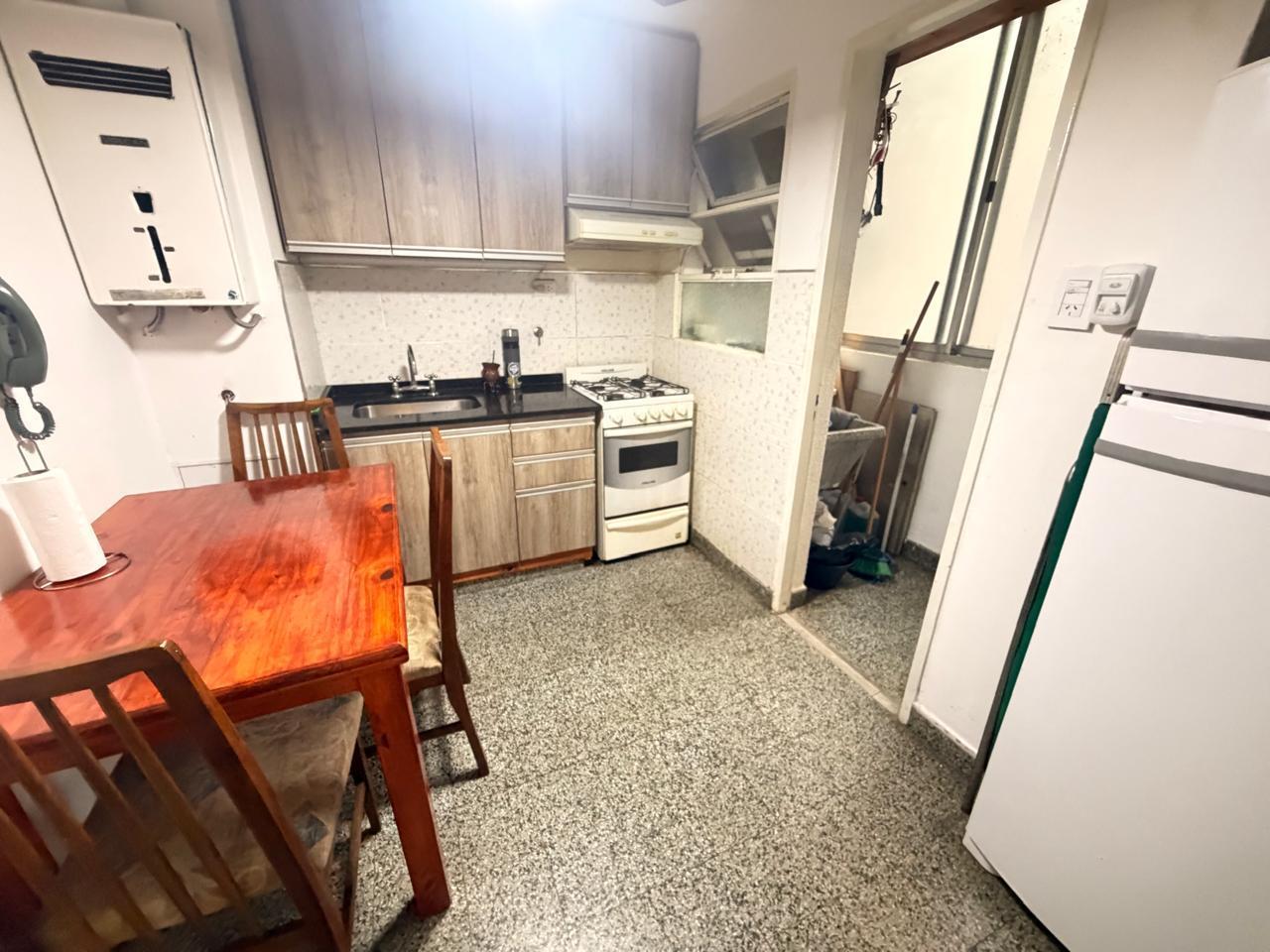 Foto de Venta. Departemento de 1 dormitorio, Centro. Con balcon, imagen 1
