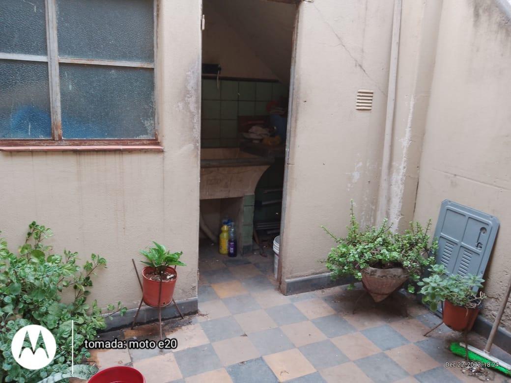 Casa en Venta de 4 Dorm. C/ Cochera en Nueva Pompeya 2