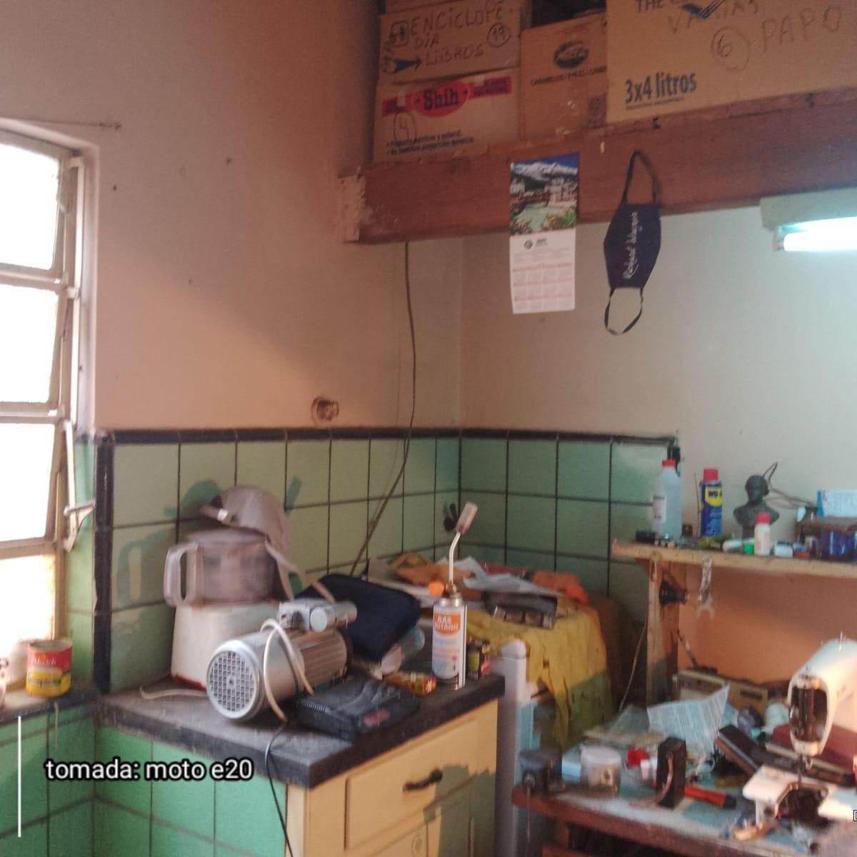 Casa en Venta de 4 Dorm. C/ Cochera en Nueva Pompeya 1