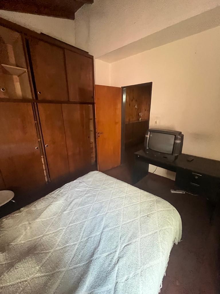 Hermosa Propiedad de 2 Departamentos en Mendez 2545 5