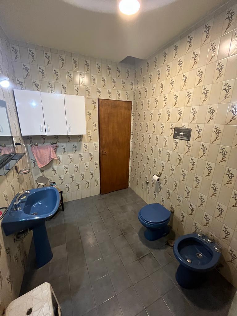 Hermosa Propiedad de 2 Departamentos en Mendez 2545 2