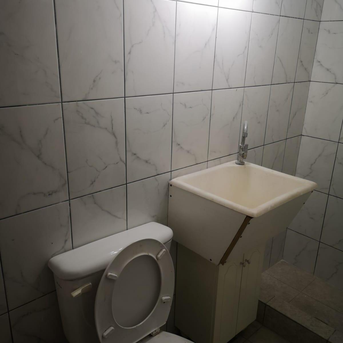 Vende PH con Local de 70 m² Itaqui 2499 3