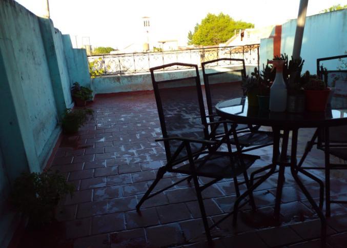 Vende Casa de 2 Dptos Sobre José Martí 3467 2