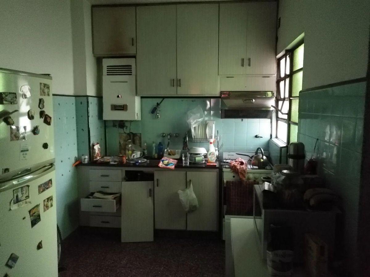 Foto de Excelente Departamento Ubicado En La Calle Romero Al 400 A 1 Cuadra De, imagen 1