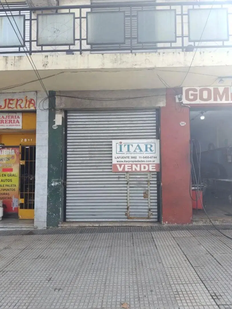 Local En Venta Sobre Av. Eva Perón  Flores  U$d 62.000 3