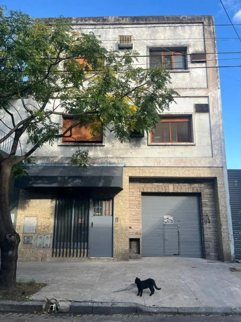 Vende Galpon De 907 M2 En Pompeya 3