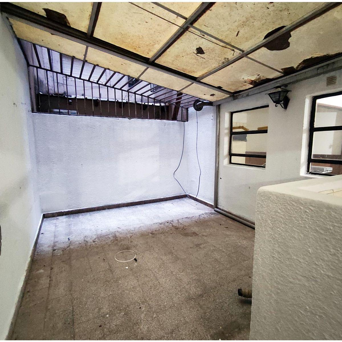 Departamento de 3 Dorm. y Patio en Venta, Centro, Rosario. 1