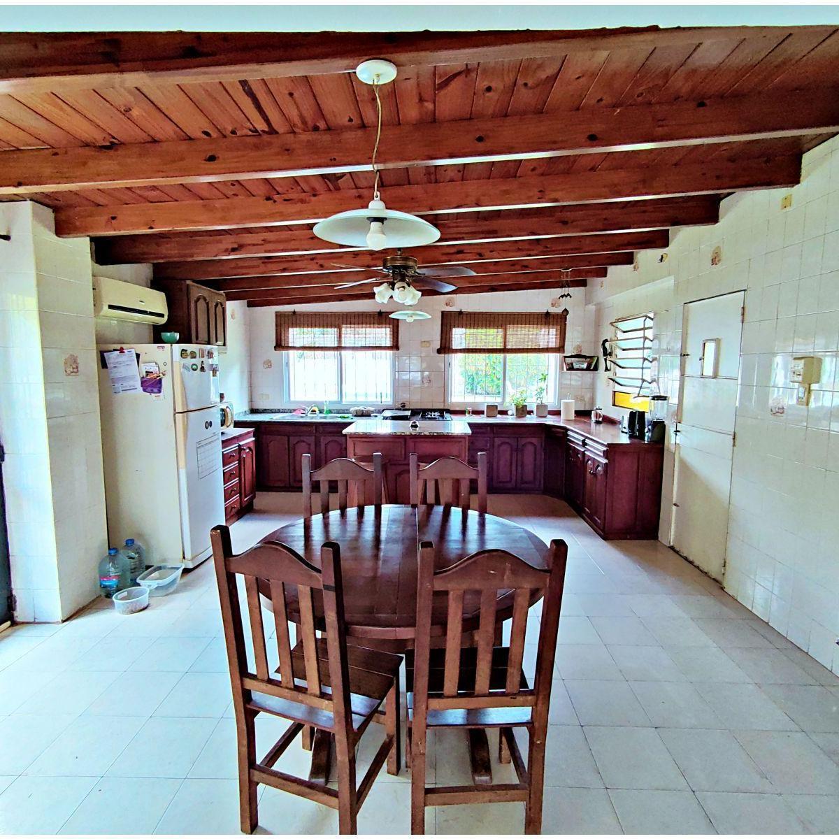 Excelente Propiedad en Funes. Zona 1. Lote 1360 m². 5