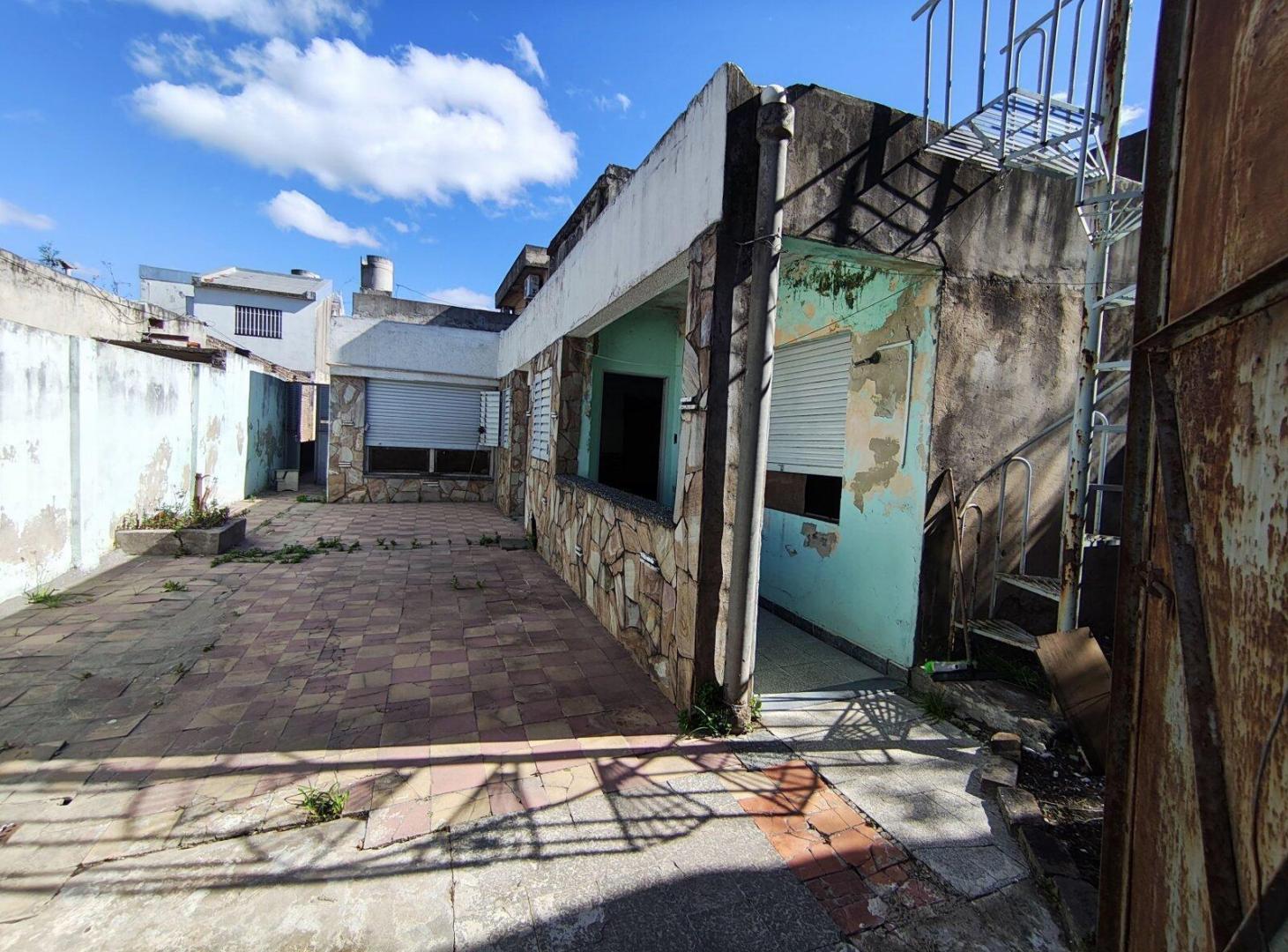 Foto de Liquidacion Casa Interna con gran terreno/galpon. Amenabar 3300, imagen 3