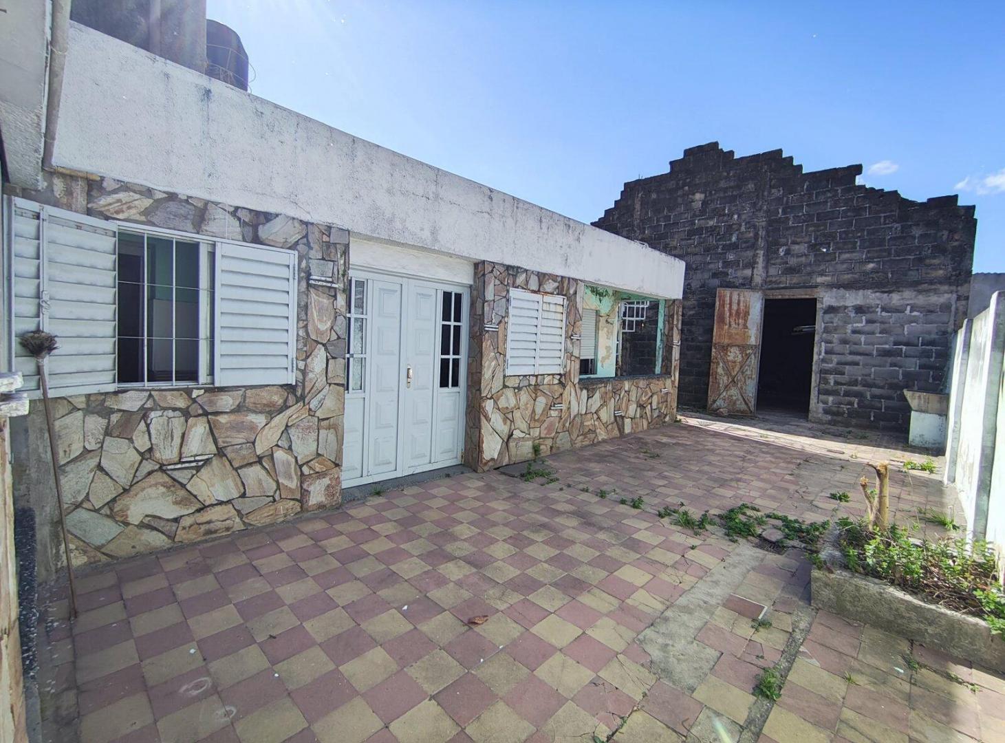 Foto de Liquidacion Casa Interna con gran terreno/galpon. Amenabar 3300, imagen 2