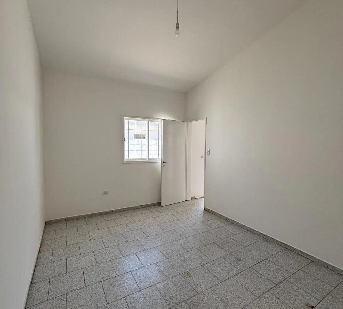 ALQUILO DEPTO 1 DORM con patio B° URQUIZA 1