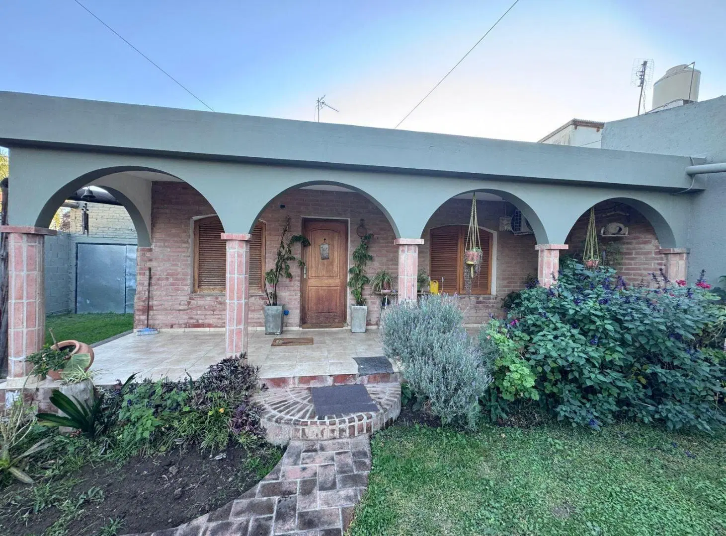 Venta Casa 2 dor en Bº Villa Quisquizacate + Depto Independiente 2 dor 1