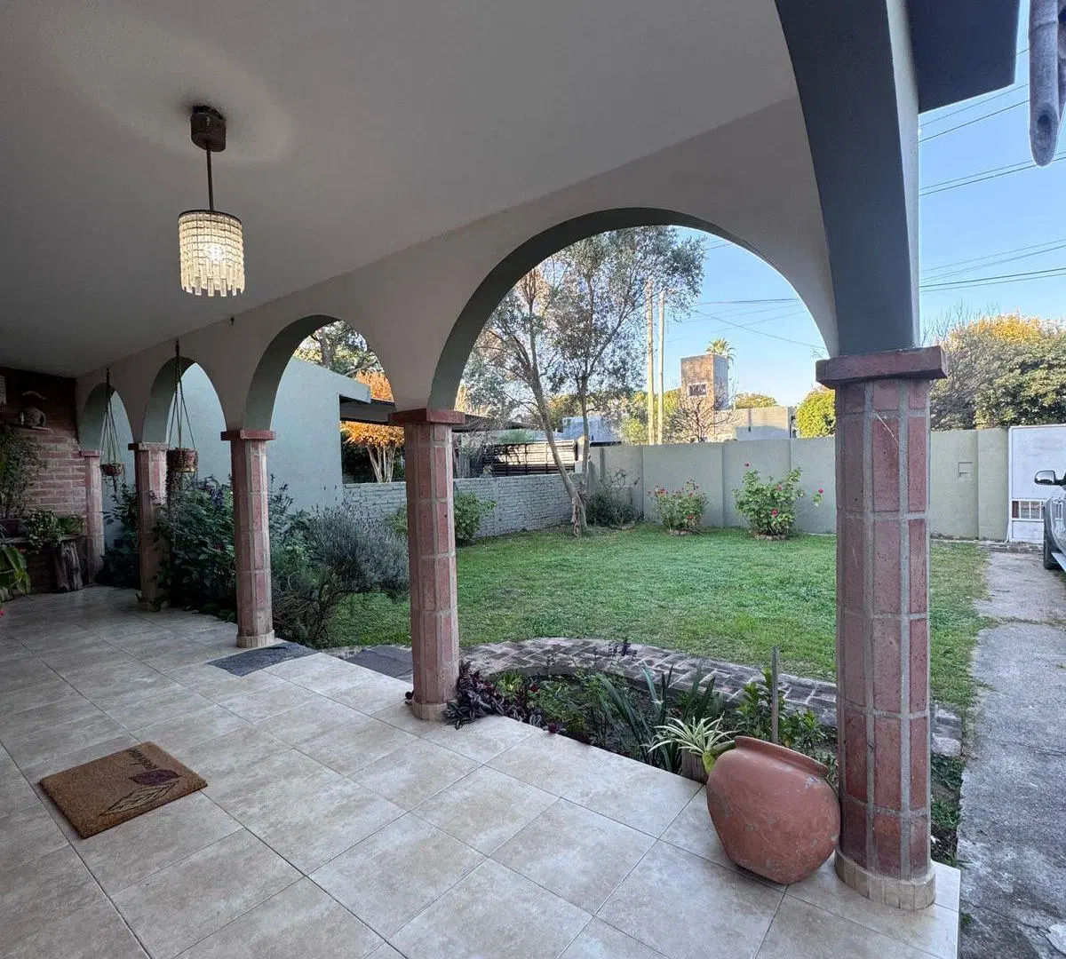 Venta Casa 2 dor en Bº Villa Quisquizacate + Depto Independiente 2 dor 4