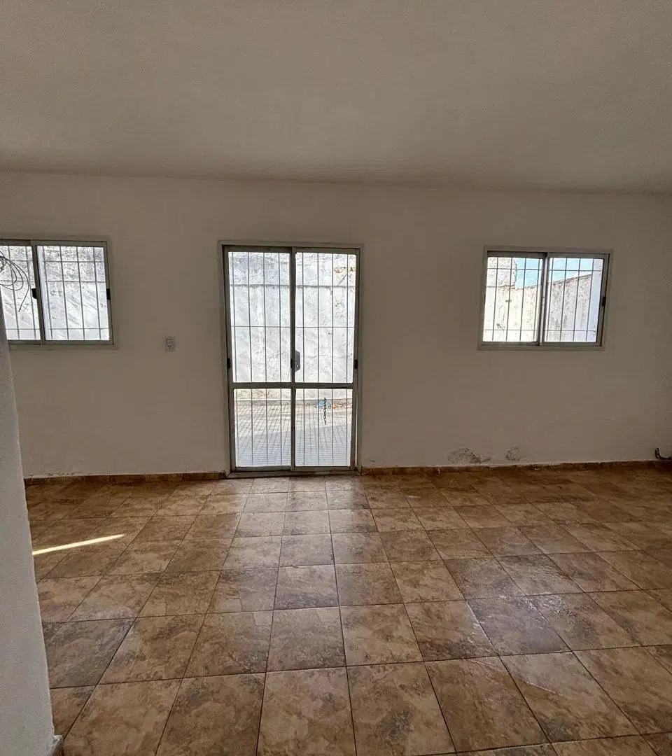 Alquilo DUPLEX 2 DORMITORIOS B° Jorge Newbery 4