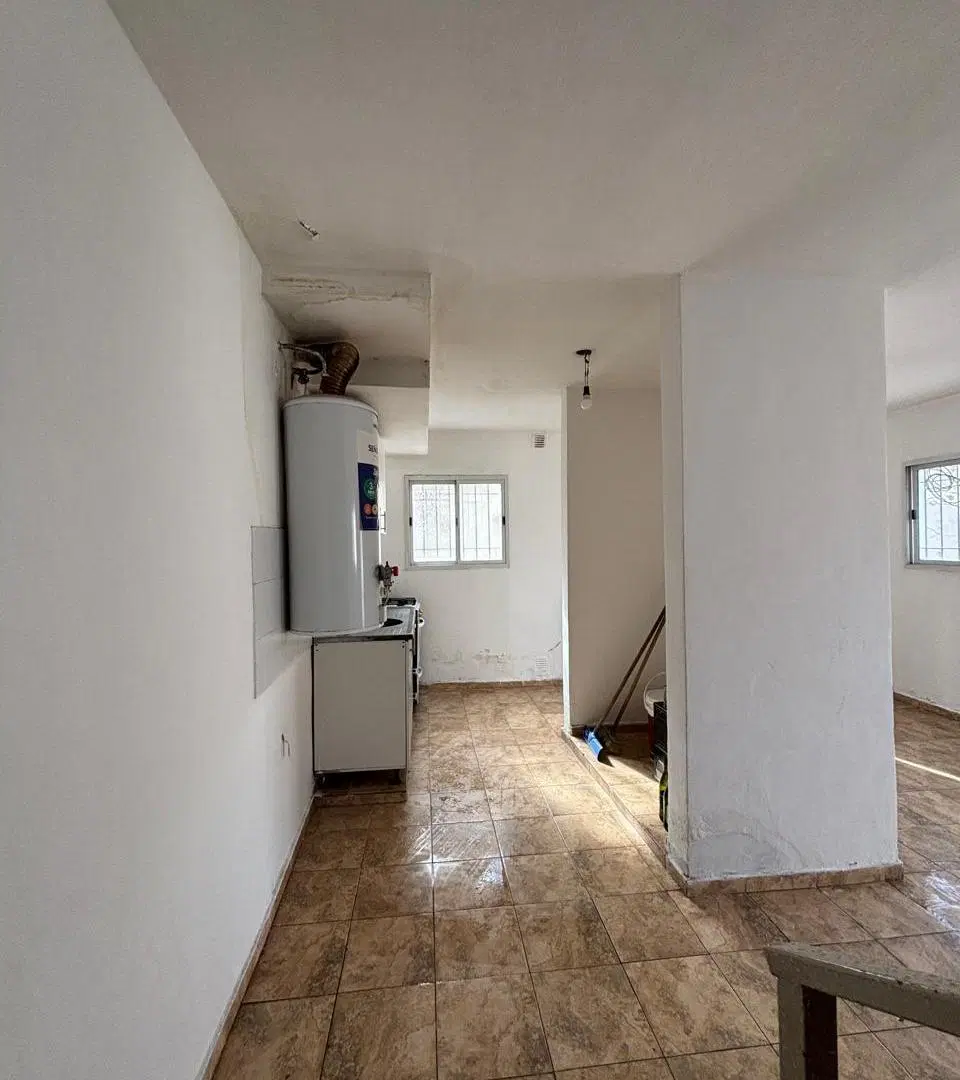 Alquilo DUPLEX 2 DORMITORIOS B° Jorge Newbery 3