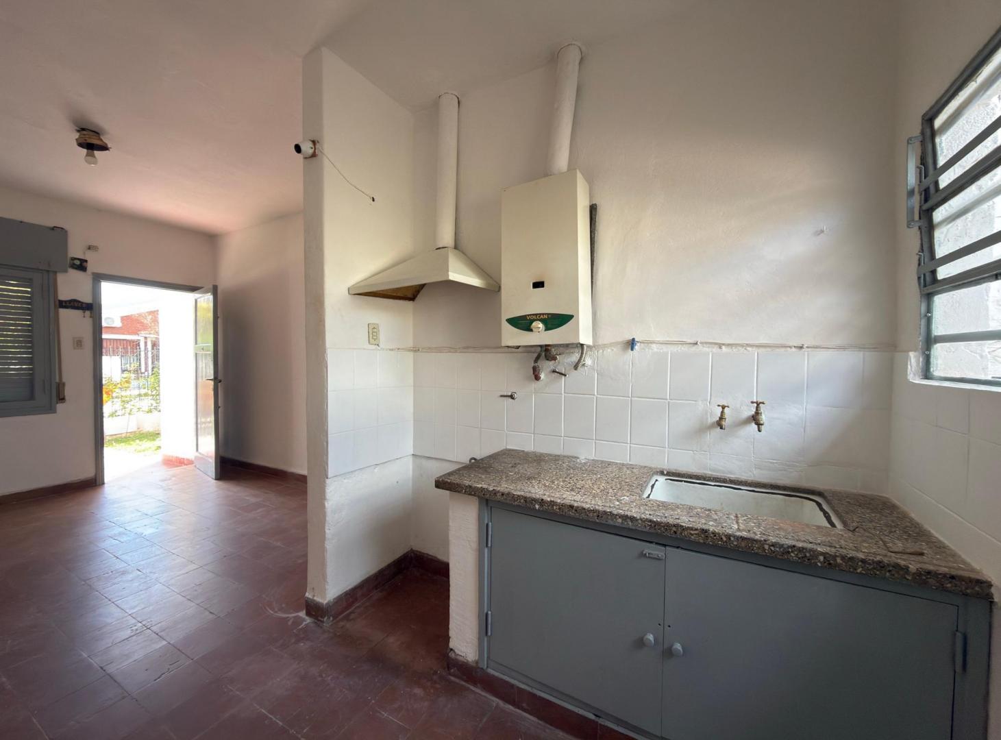 Foto de ALQUILER - CASA 2 DORMITORIOS - ALTOS DE VELEZ SARSFIELD, imagen 5