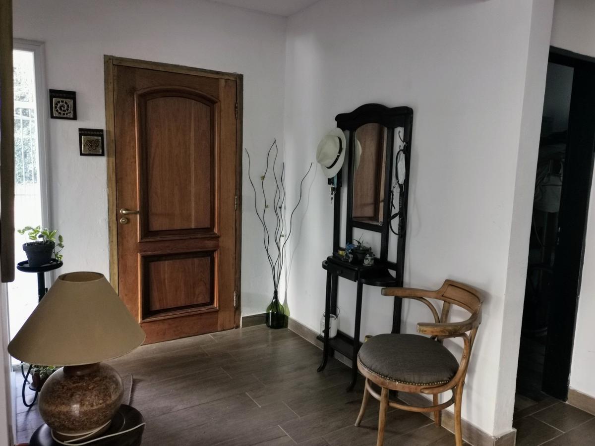 Venta Casa 2 Dorms E/caminos 5 Ambientes Jardín con Pileta - Villa Elisa 1