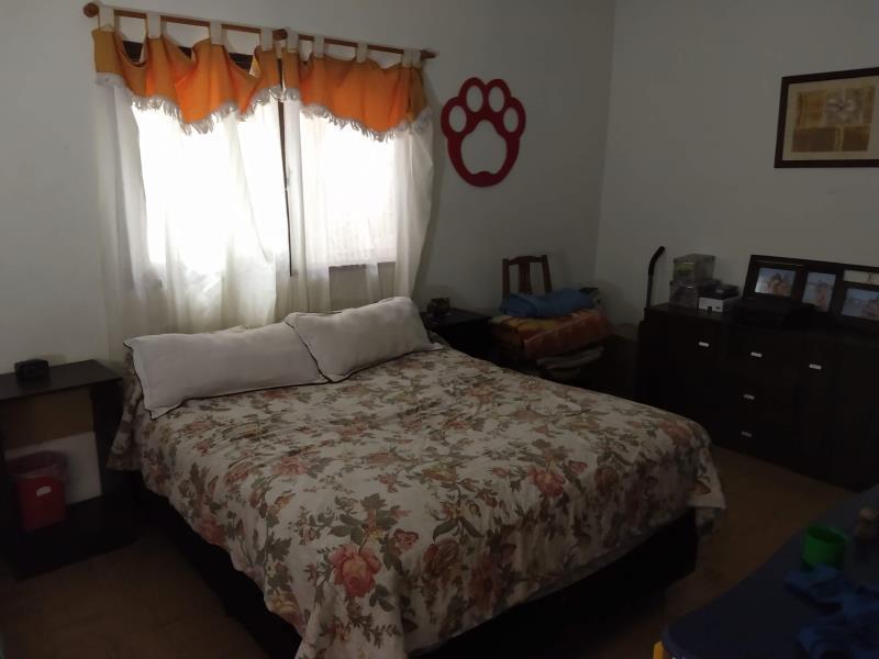 Venta Casa sobre lote de 480mts en 59 e/ 135 y 136