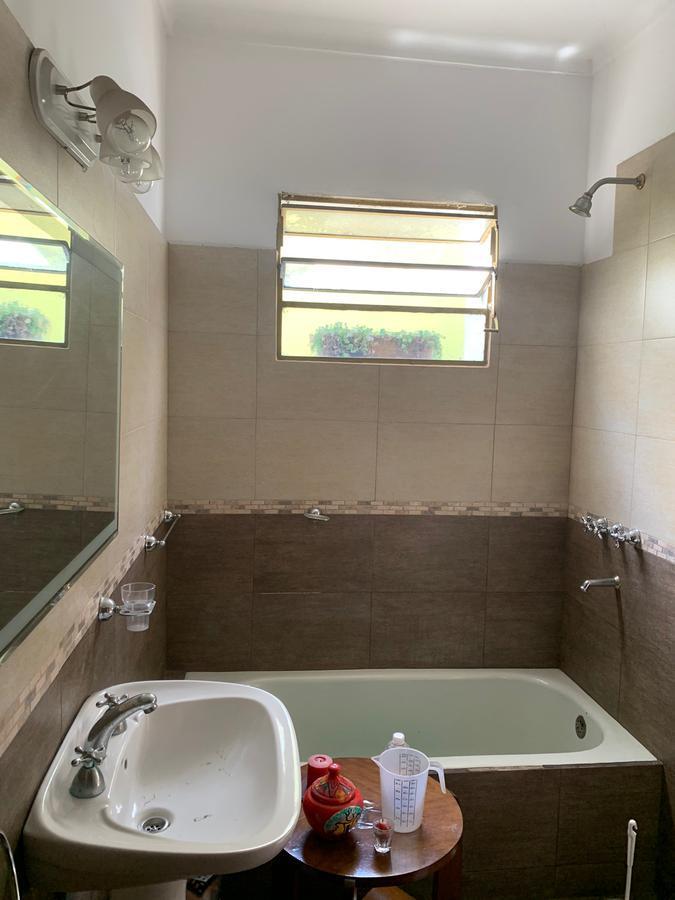 Foto de Venta 2 casas en bloque - Tolosa 5 e/ 527 y 528 - La Plata, imagen 3