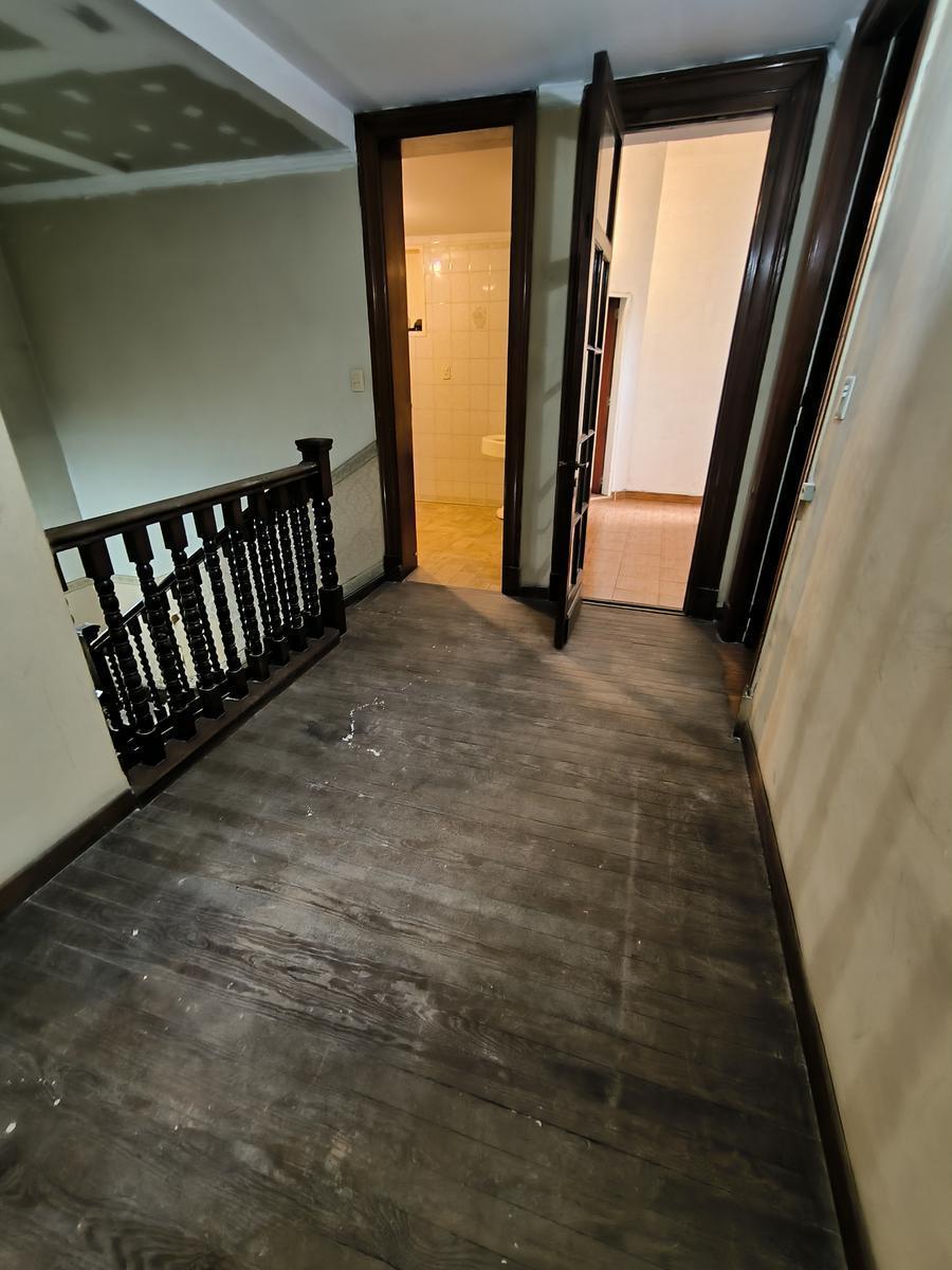Foto de Casa en Av. 13 e/ 49 y 50 - La Plata, imagen 2