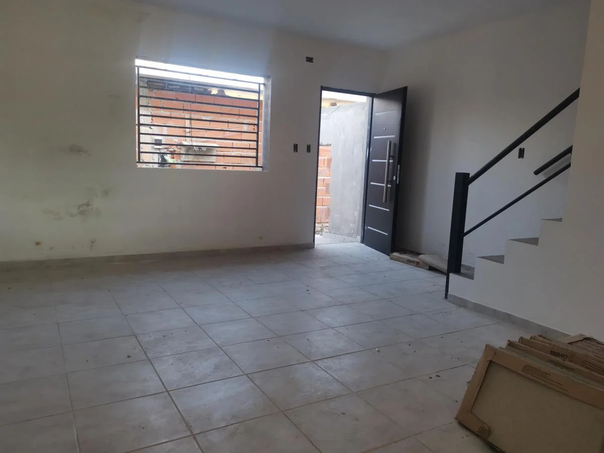 Foto de Duplex a estrenar Patio y cochera- 134 entre 70 y 71, imagen 2