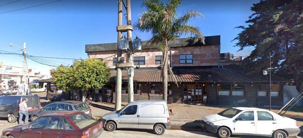 Local en venta avenida 44 esquina avenida143