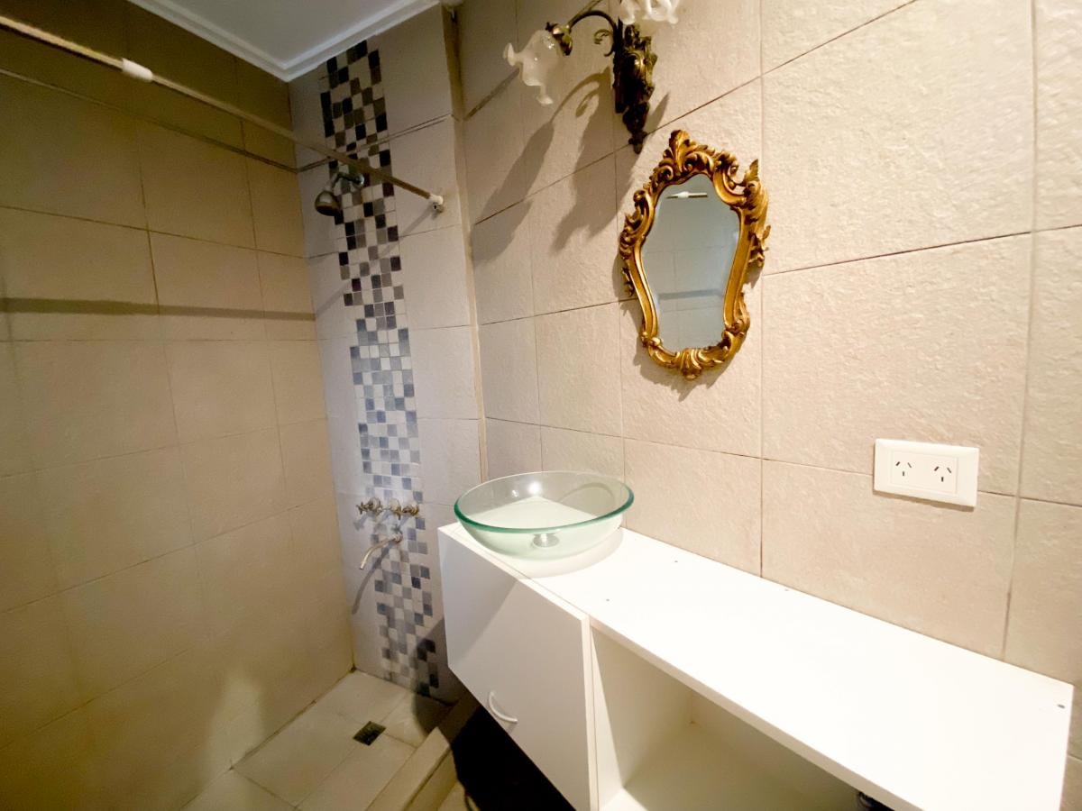 Foto de Venta casa 3 dorm impecable - Cno. Belgrano e/526 y 527 - Tolosa, La, imagen 4