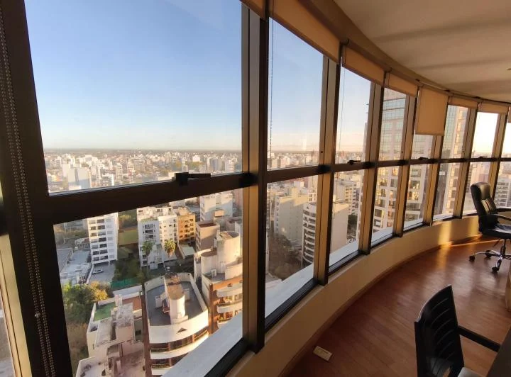 Foto de VENTA IMPORTANTE PISO SOBRE AV. 44 E/ 14 Y 15, PISO 18, imagen 1