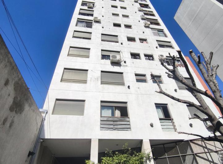 Alquiler depto 1 dorm. c/cochera - 59 e/8 y 9 - La Plata 1