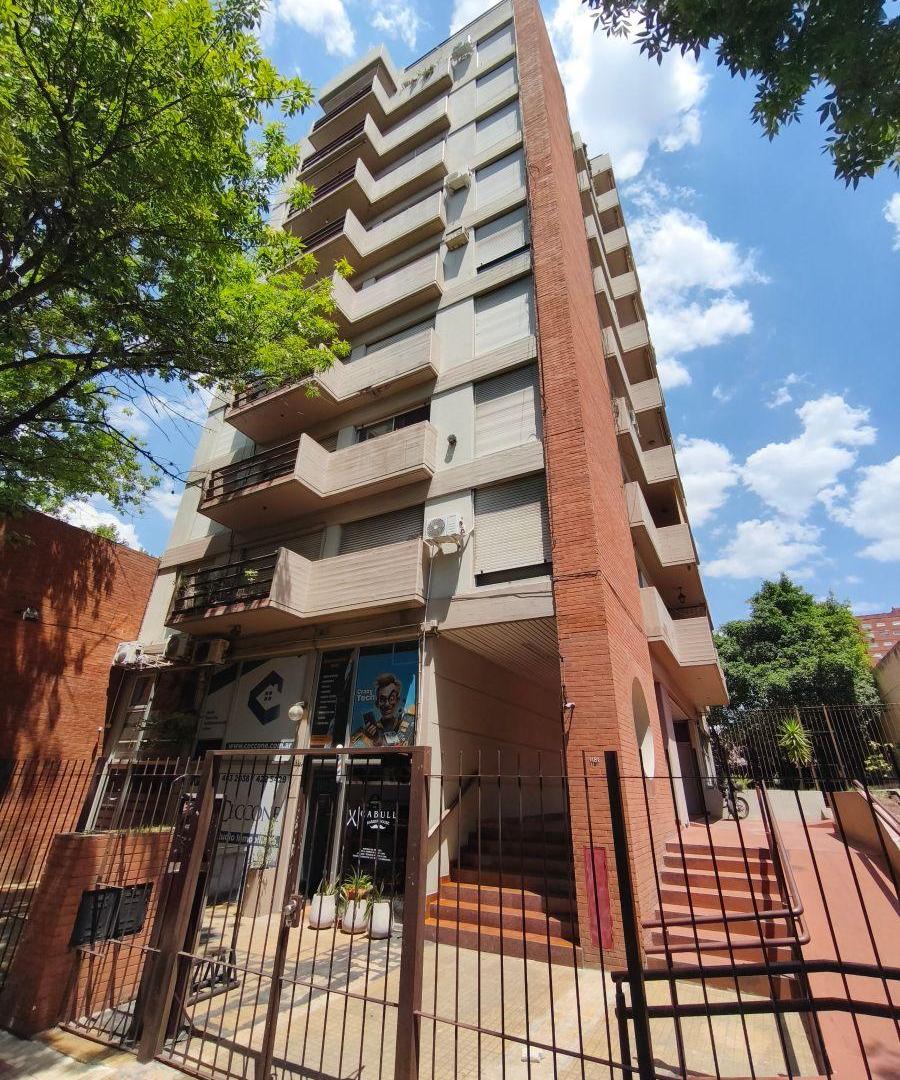 ALQUILER DEPARTAMENTO 1 DORMITORIO EN CALLE 8 E/ 56 Y 57, LA PLATA.-