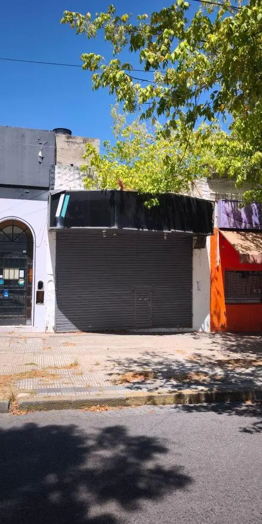 Alquiler local sobre diag - Diag. 73 e48 y 49 - La Plata 1