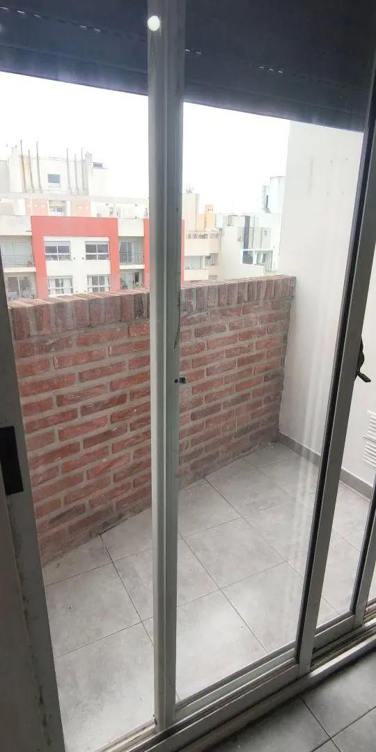 Alquiler depto 1 dorm frente - 60 e/2 y 3 - La Plata 4