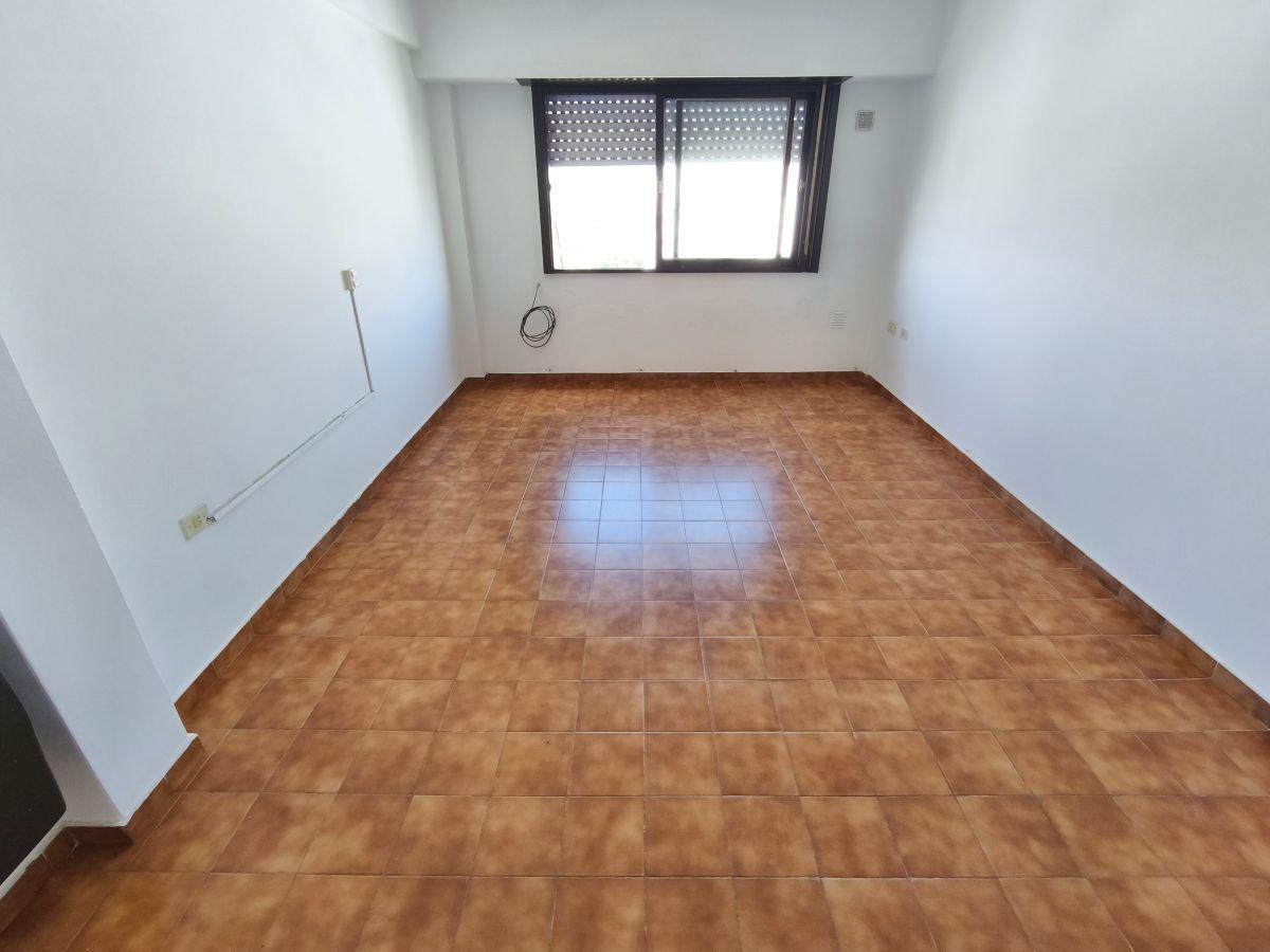 Foto de ALQUILER DEPARTAMENTO 1 DORMITORIO EN 47 E/ 24 Y 25, LA PLATA.-, imagen 1