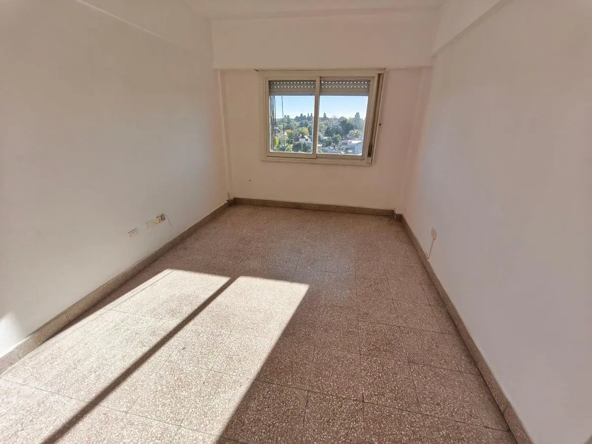 ALQUILER DEPARTAMENTO 1 DORMITORIO EN CALLE 32 E/ 6 Y 7, LA PLATA.- 2