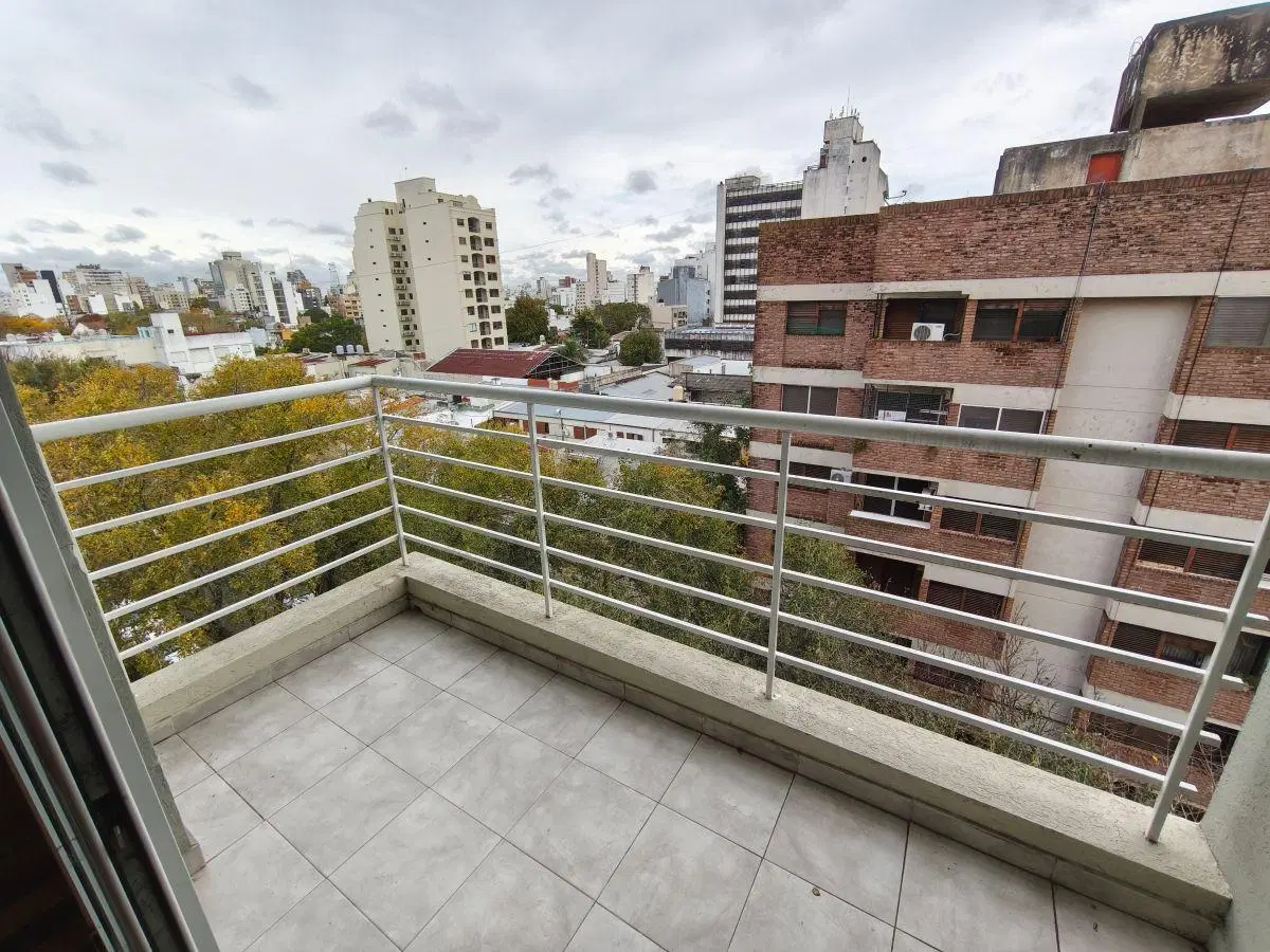 ALQUILER DEPARTEMENTO 1 DORMITORIO EN 4 ESQUINA 39,LA PLATA.- 2