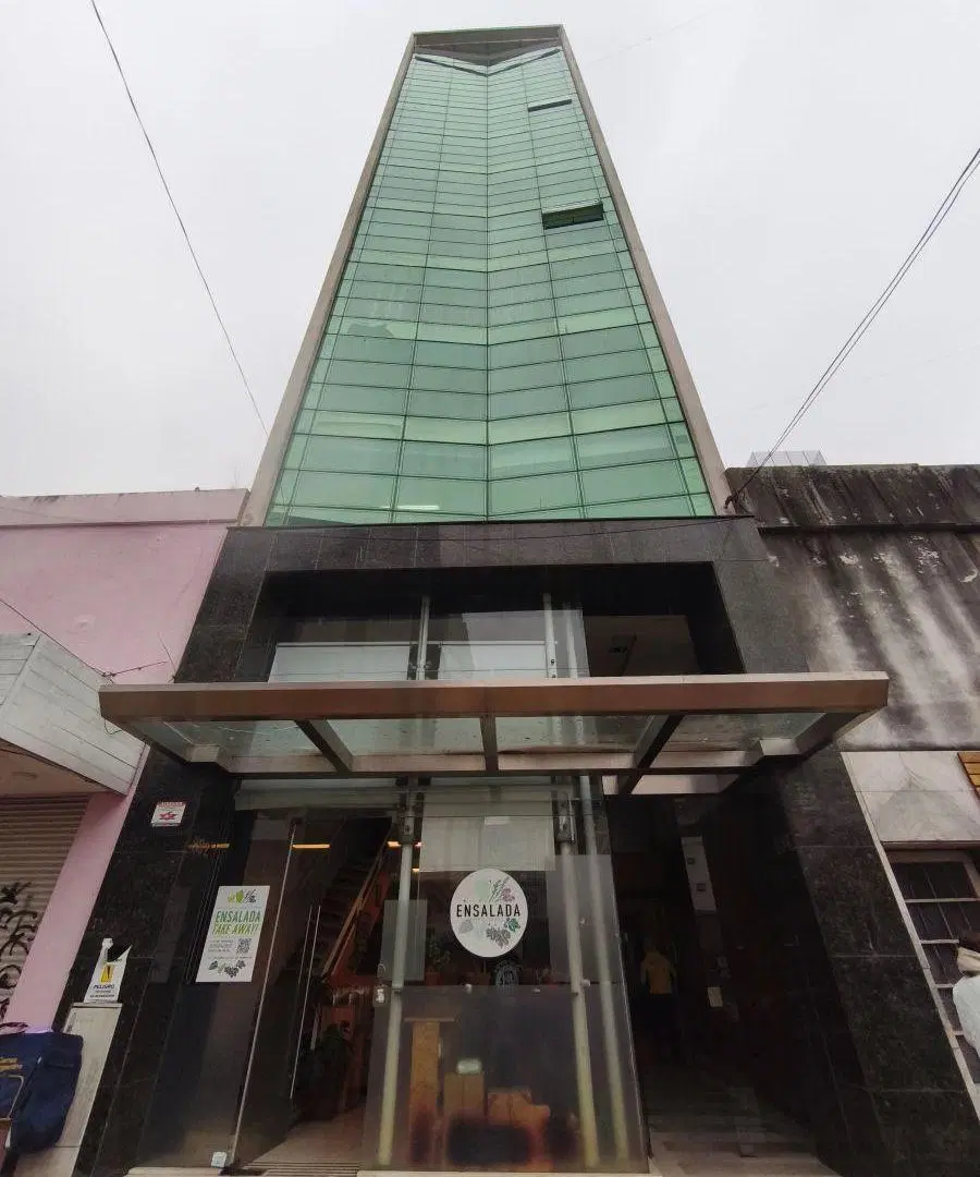 Alquiler Oficina 100mts2 moderna c/parque- 48 e/12 y 13 - La Plata 2