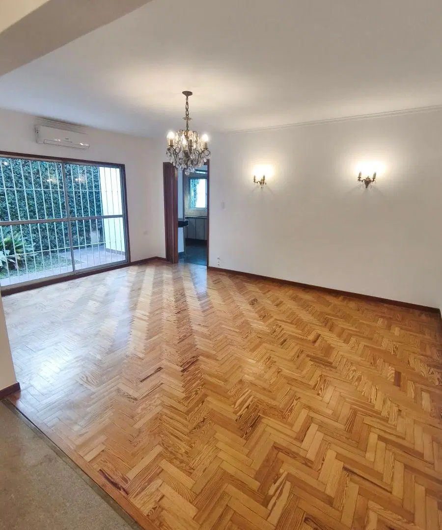 Alquiler casa 2 dorm c/cochera y parque IMPECABLE- 6 e/33 y 34 - La Plata 4