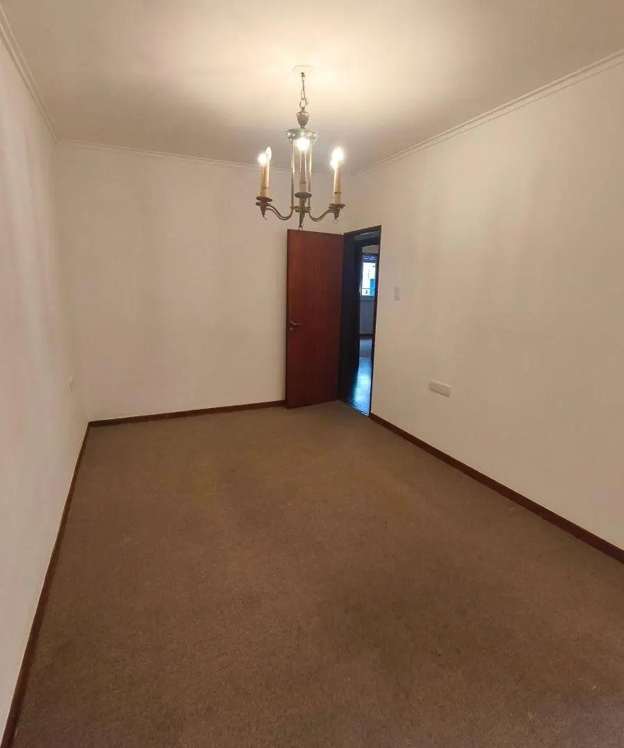 Venta casa 2 dorm c/cochera y parque IMPECABLE- 6 e/33 y 34 - La Plata 4