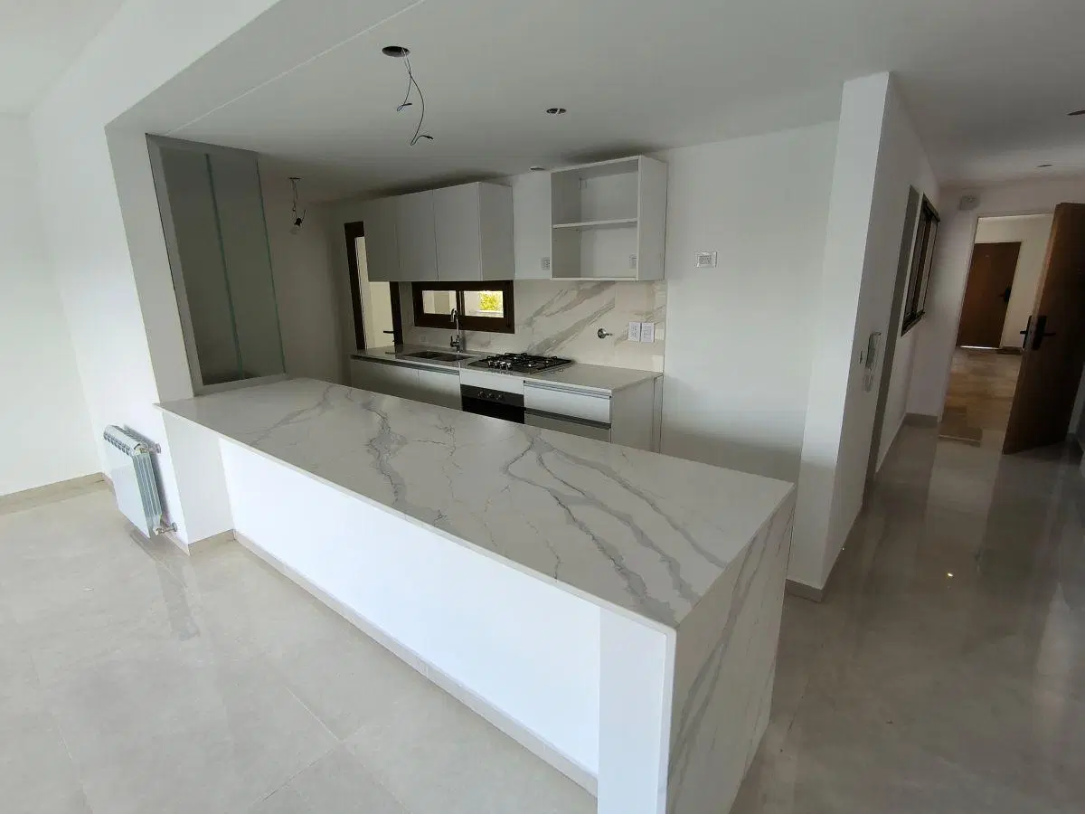 VENTA DEPARTAMENTO 2 DORMITORIOS EN CALLE 49 E/ 10 Y 11, LA PLATA.- 3