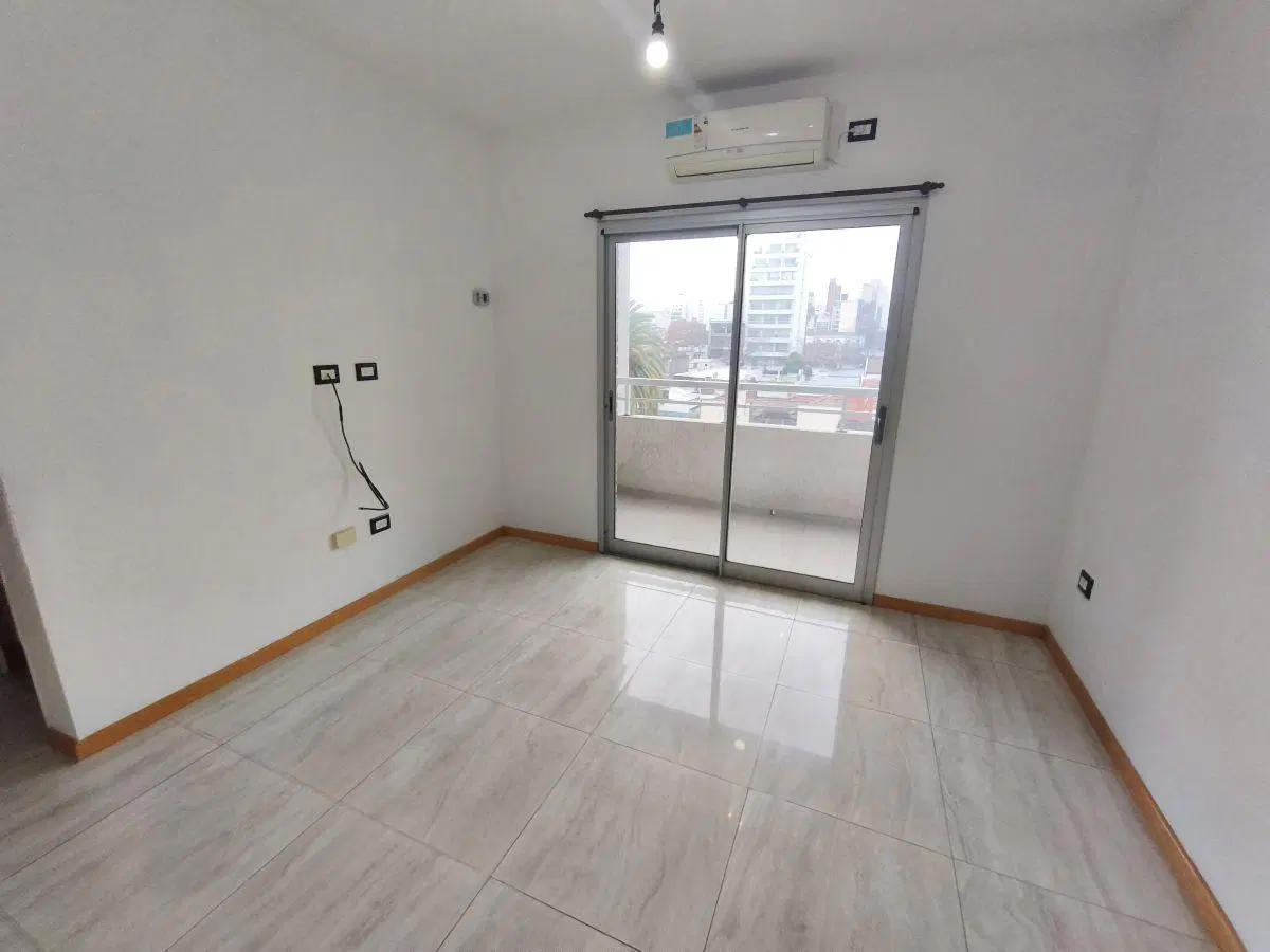 ALQUILER DEPARTAMENTO 1 DORMITORIO EN CALLE 18 E/ 47 Y 48, LA PLATA.- 2