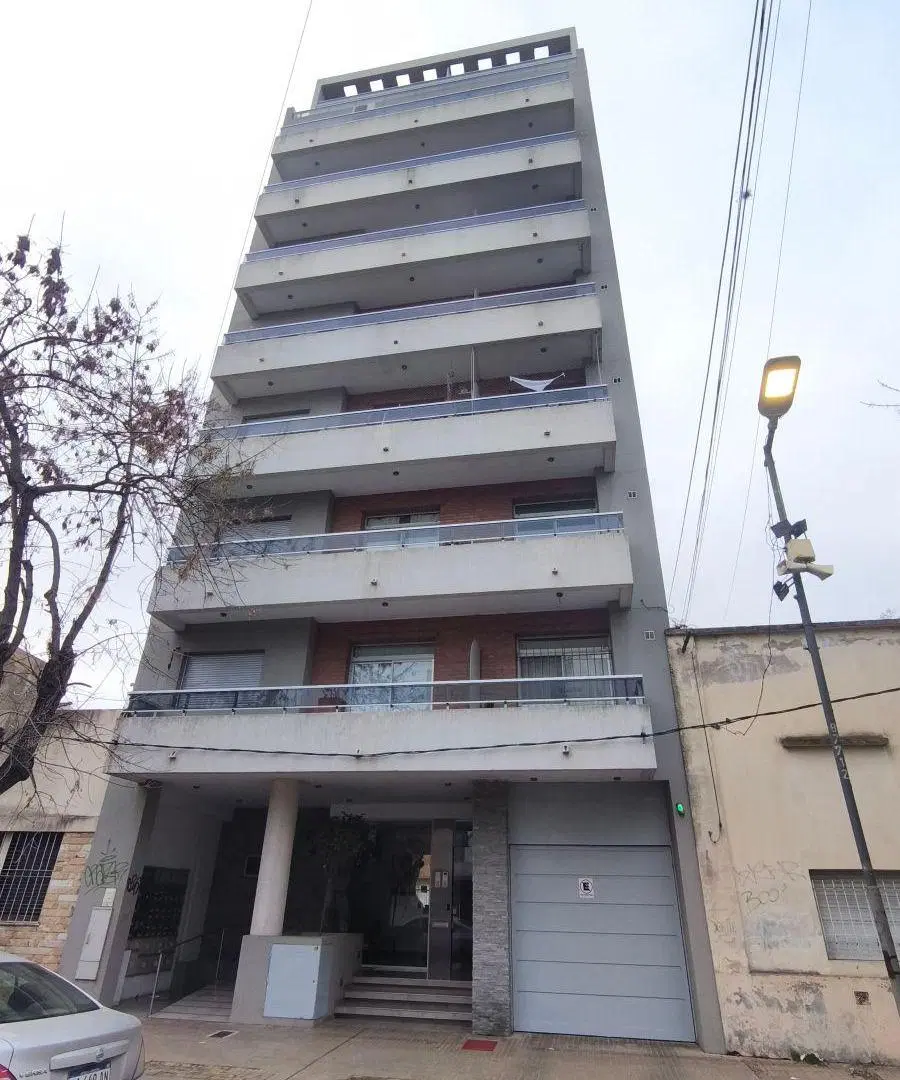 ALQUILER DEPARTAMENTO 1 DORMITORIO EN CALLE 18 E/ 47 Y 48, LA PLATA.- 1