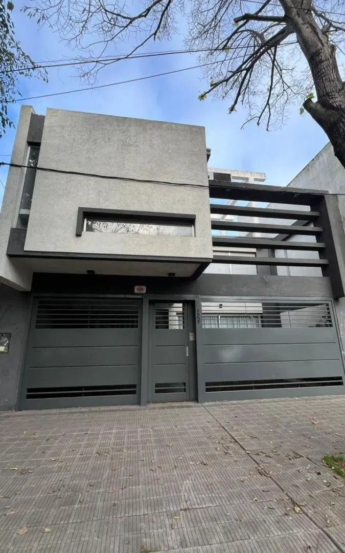 casa en alquiler de 3 dormitorios y cochera 1